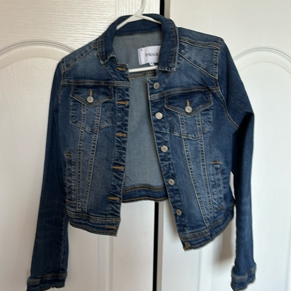 Denim Crop Jacket - Picture 1 of 3
